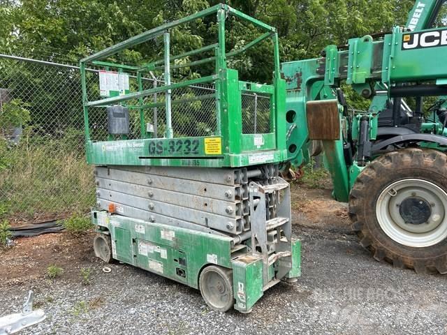 Genie GS-3232 Scissor lifts