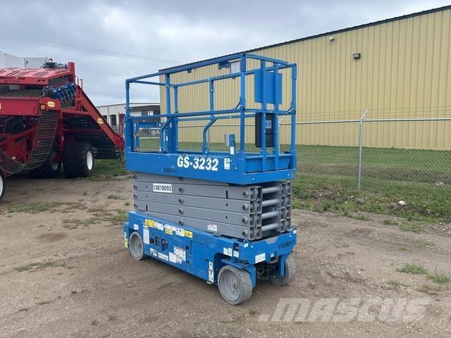 Genie GS-3232 Scissor lifts