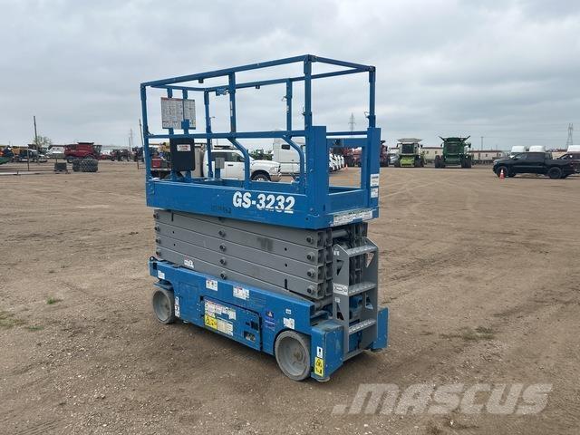 Genie GS-3232 Scissor lifts