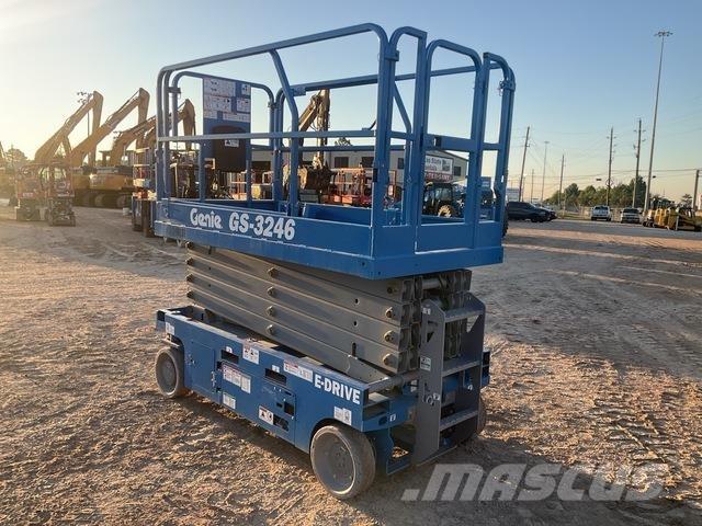 Genie GS-3246 Scissor lifts