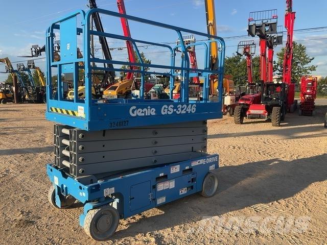 Genie GS-3246 Scissor lifts