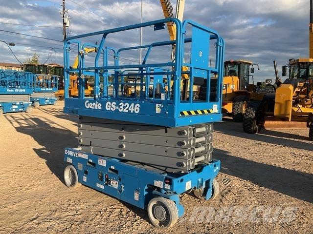 Genie GS-3246 Scissor lifts