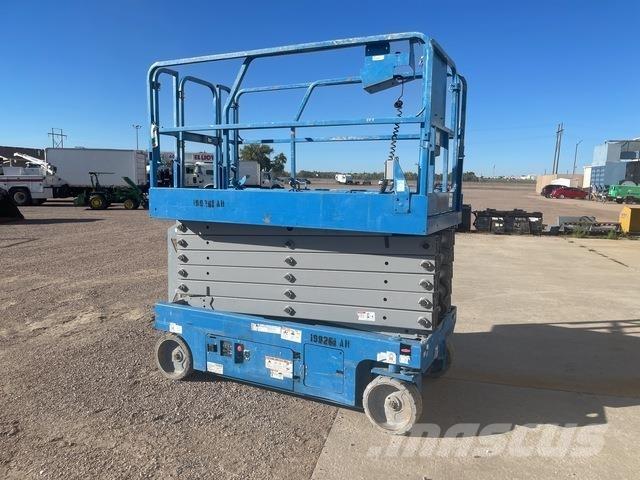 Genie GS-4047 Scissor lifts