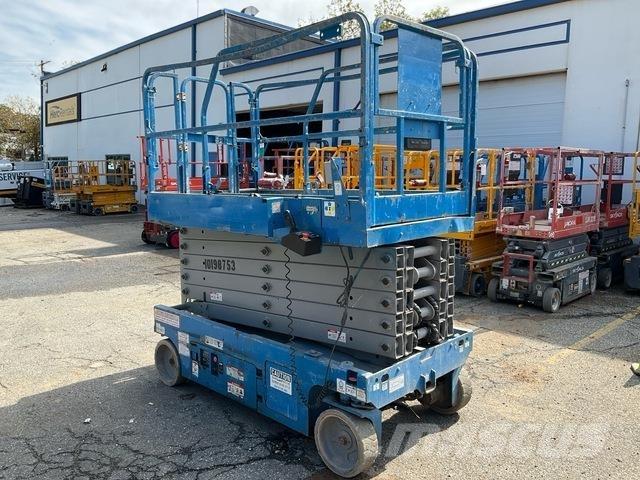 Genie GS-4047 Scissor lifts