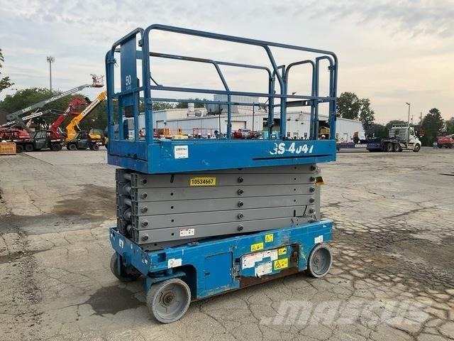 Genie GS-4047 Scissor lifts