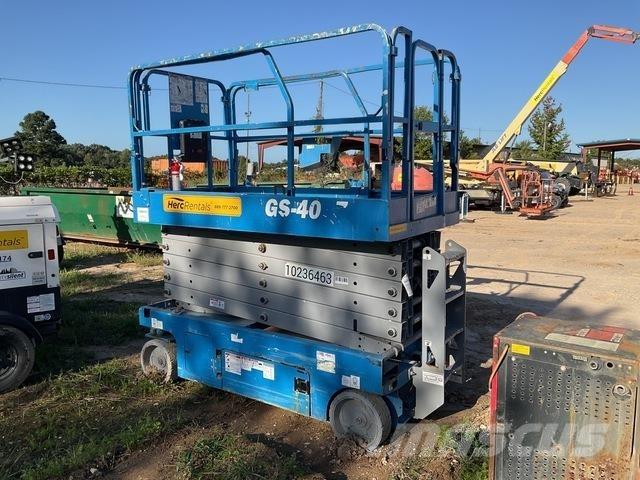 Genie GS-4047 Scissor lifts