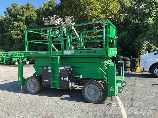 Genie GS-4390 Scissor lifts