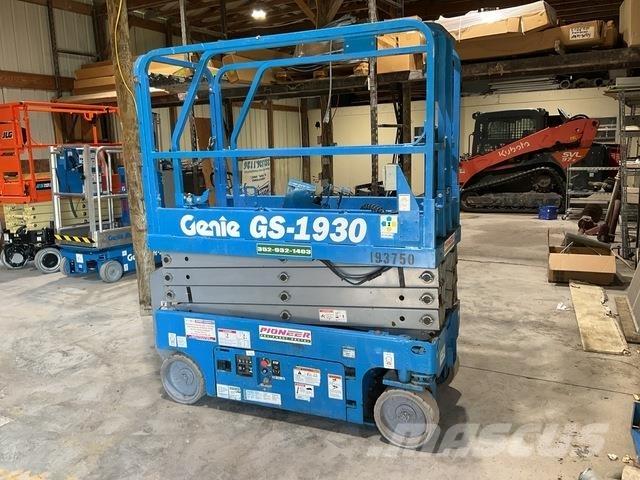 Genie GS1930 Scissor lifts