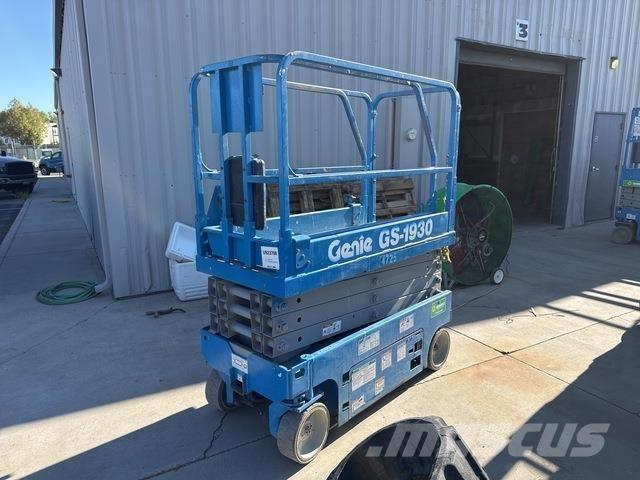 Genie GS1930 Scissor lifts