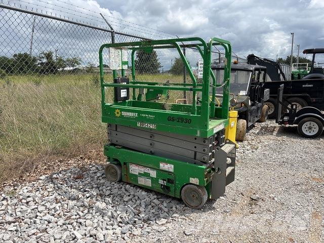 Genie GS1930 Scissor lifts