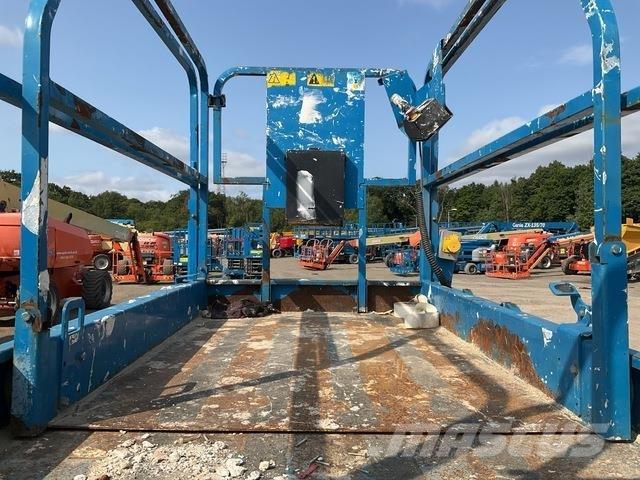 Genie GS4047 Scissor lifts