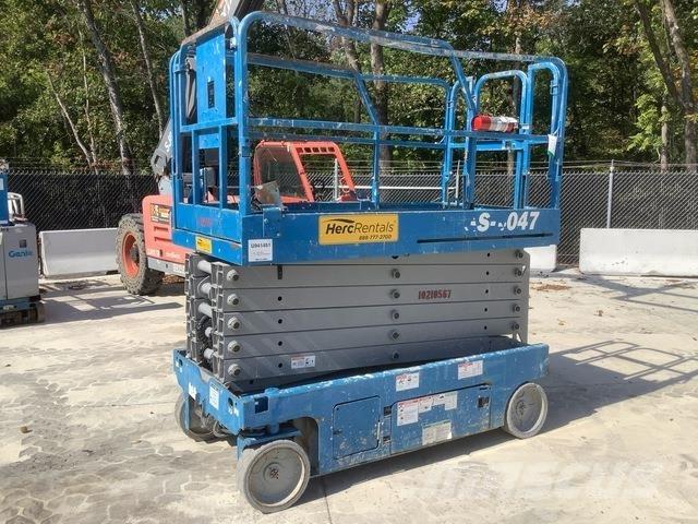 Genie GS4047 Scissor lifts