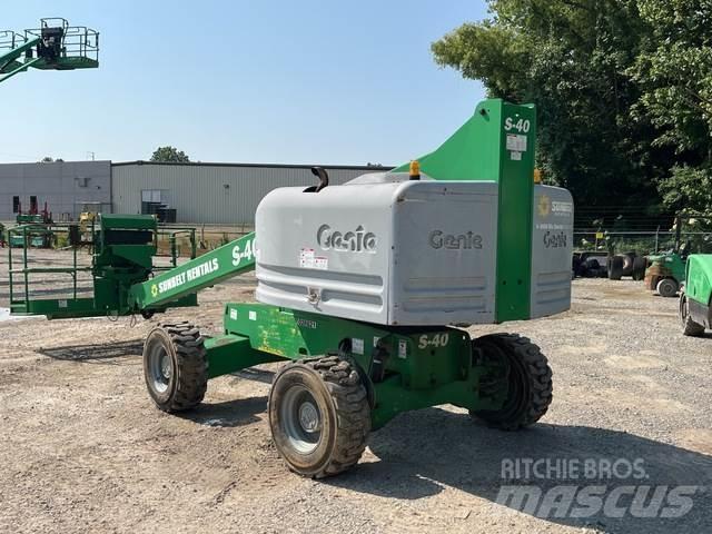 Genie S-40 Construction - Others