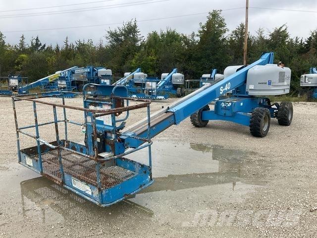 Genie S-40 Telescopic boom lifts