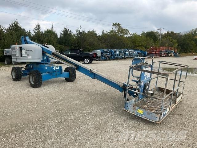 Genie S-40 Telescopic boom lifts