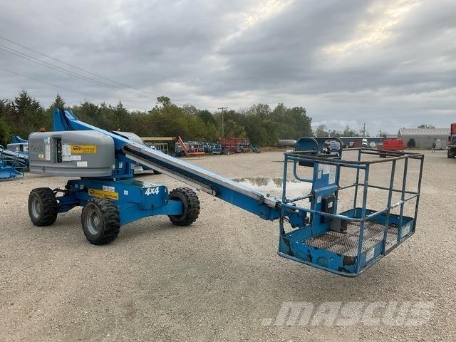 Genie S-40 Telescopic boom lifts