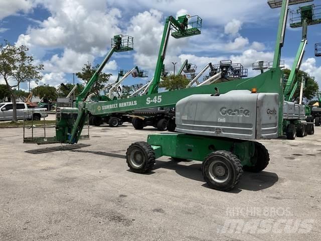 Genie S-45 Construction - Others