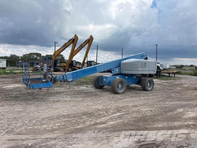 Genie S-60X Telescopic boom lifts