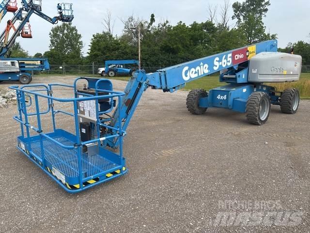 Genie S-65 Construction - Others