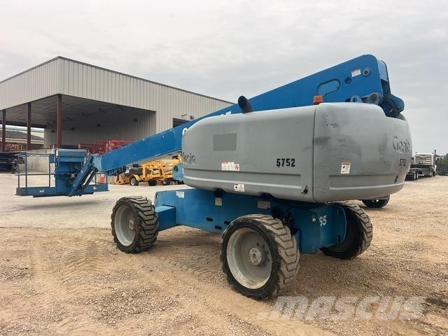 Genie S-65 Telescopic boom lifts