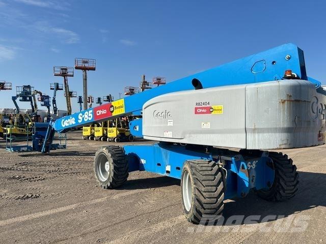 Genie S-85 Telescopic boom lifts
