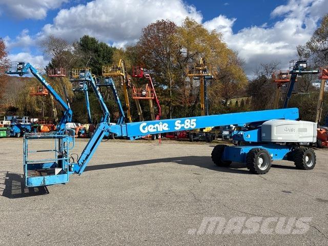 Genie S85 Telescopic boom lifts
