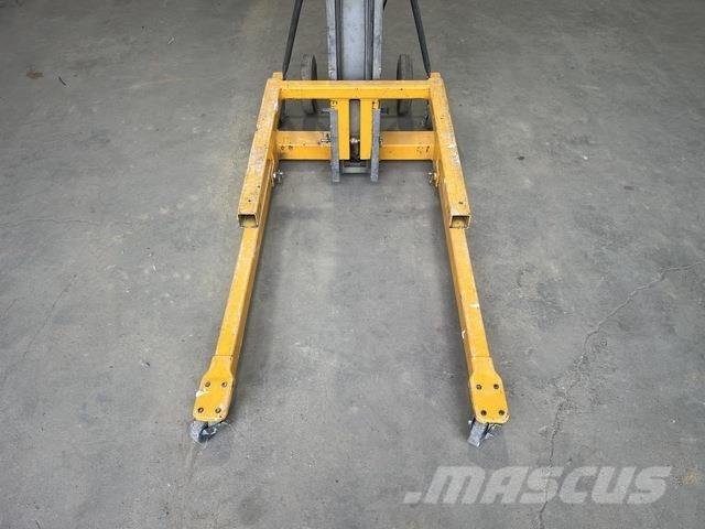 Genie SL-18 Construction - Others