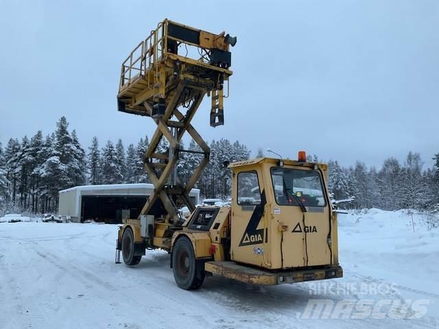  Giamec 211 Truck & Van mounted aerial platforms
