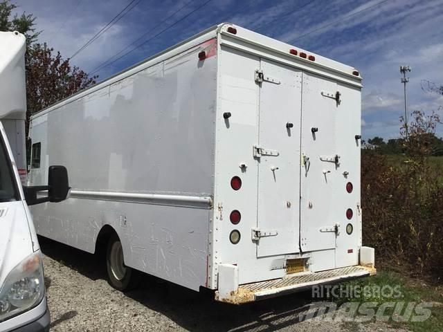 GM P32 Panel vans