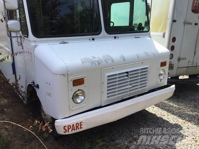 GM P32 Panel vans