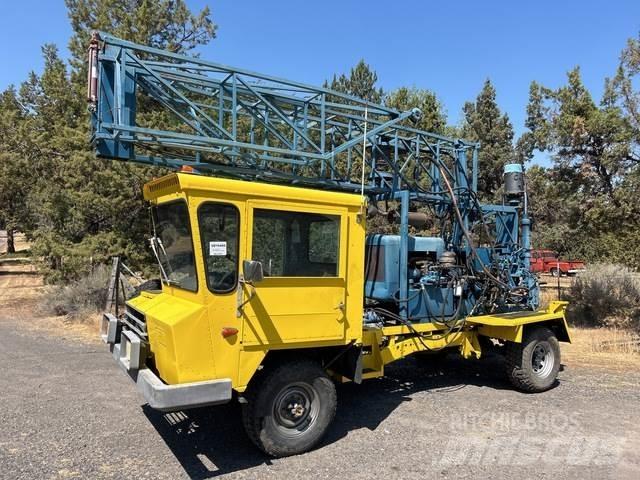GMC  Mobile drill rig trucks