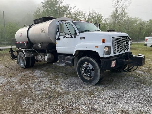 GMC C7500 Concrete trucks