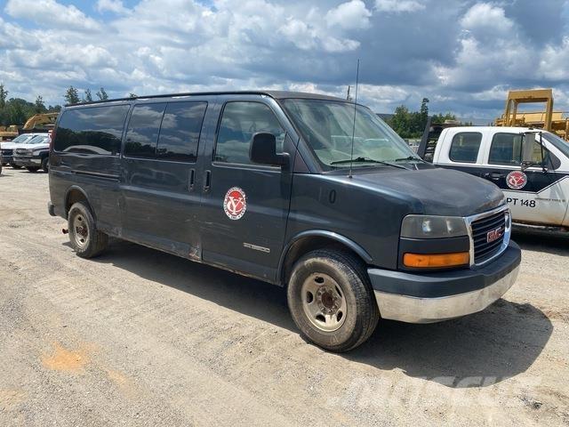 GMC G3500 Cars