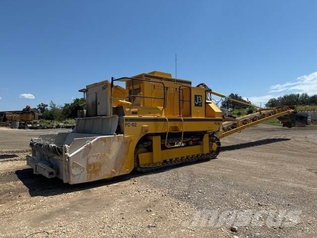 Gomaco 9500 Concrete accessories
