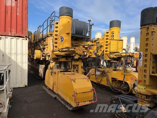 Gomaco GP-4000 Concrete pavers