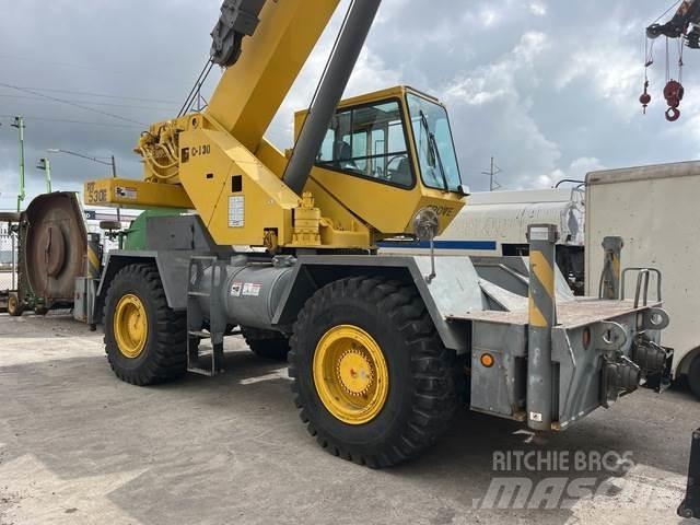 Grove RT530E Rough terrain cranes