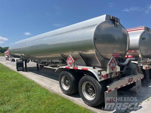 Heil  Tanker trailers