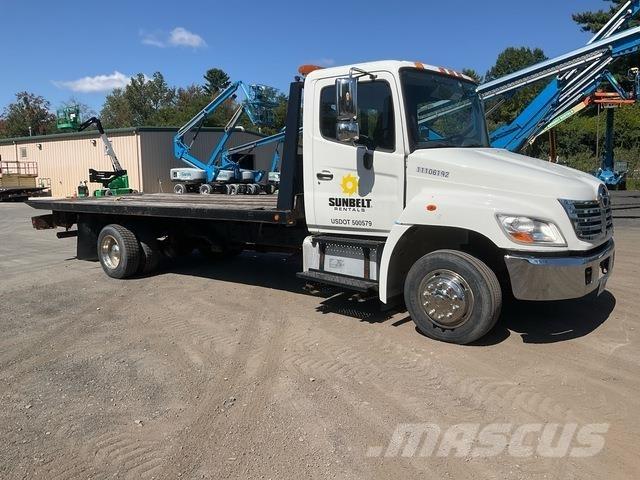 Hino 268 Recovery vehicles