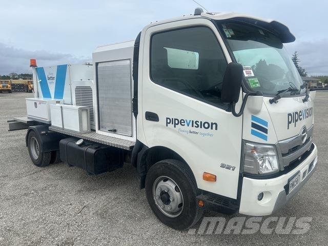 Hino 300 921 Water tankers