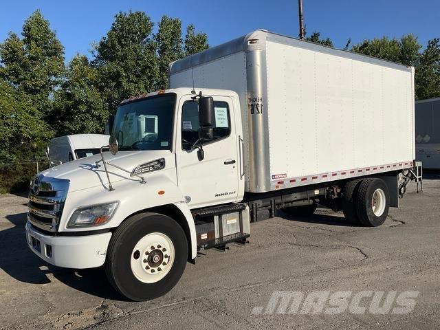 Hino 338 Box body trucks