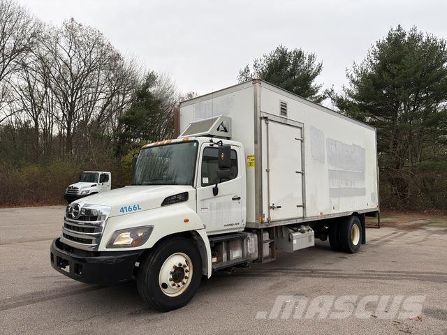 Hino 338 Box body trucks