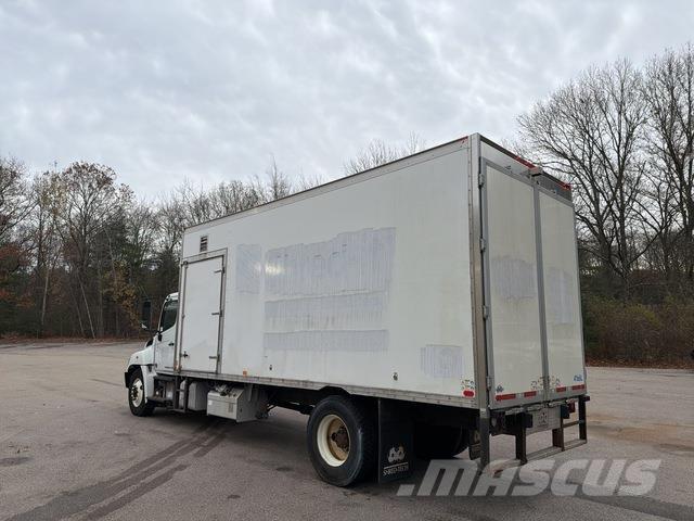 Hino 338 Box body trucks