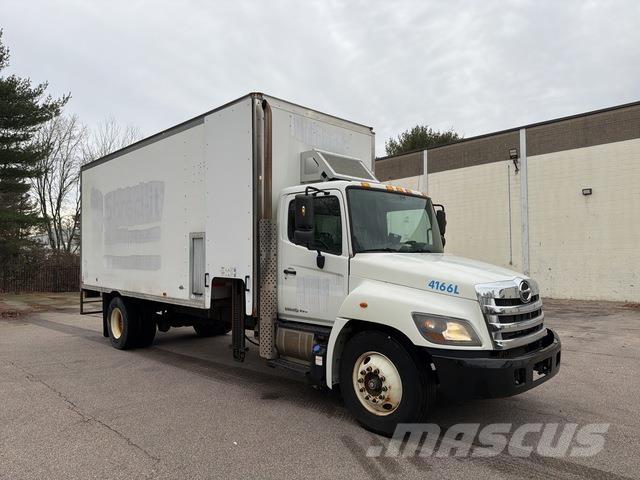 Hino 338 Box body trucks