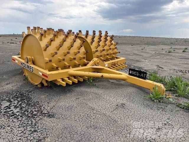Holmes 60X60 Towed vibratory rollers