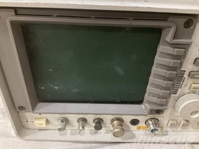 HP 8563A Construction - Others