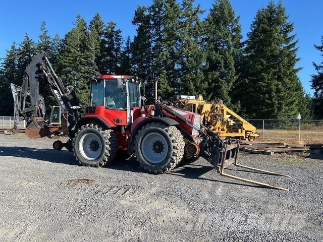 Huddig 1260-B Backhoe loaders