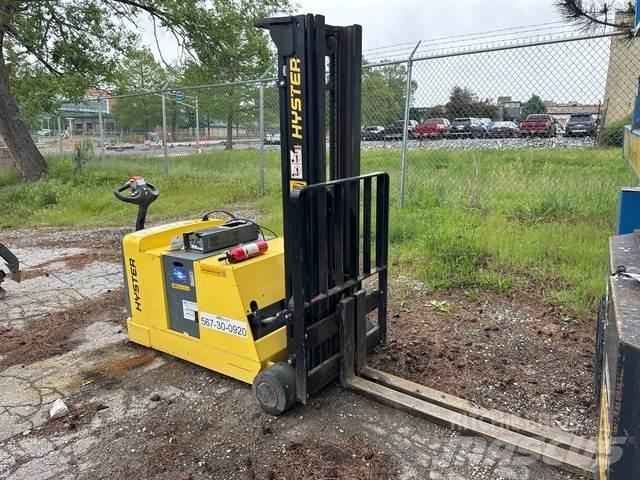Hyster W40ZC Self propelled stackers