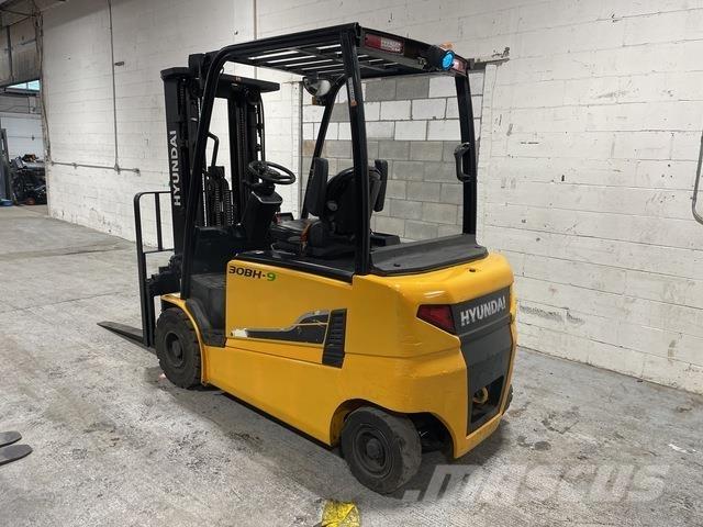 Hyundai 30BH-9 Electric forklift trucks