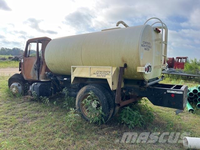 International  Water tankers