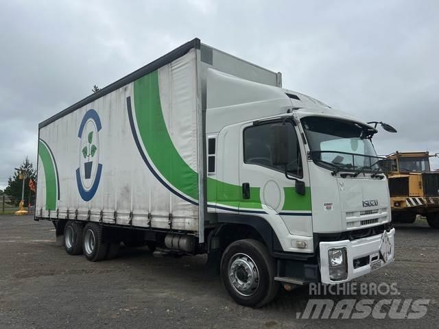 Isuzu FVR950M Curtainsider trucks